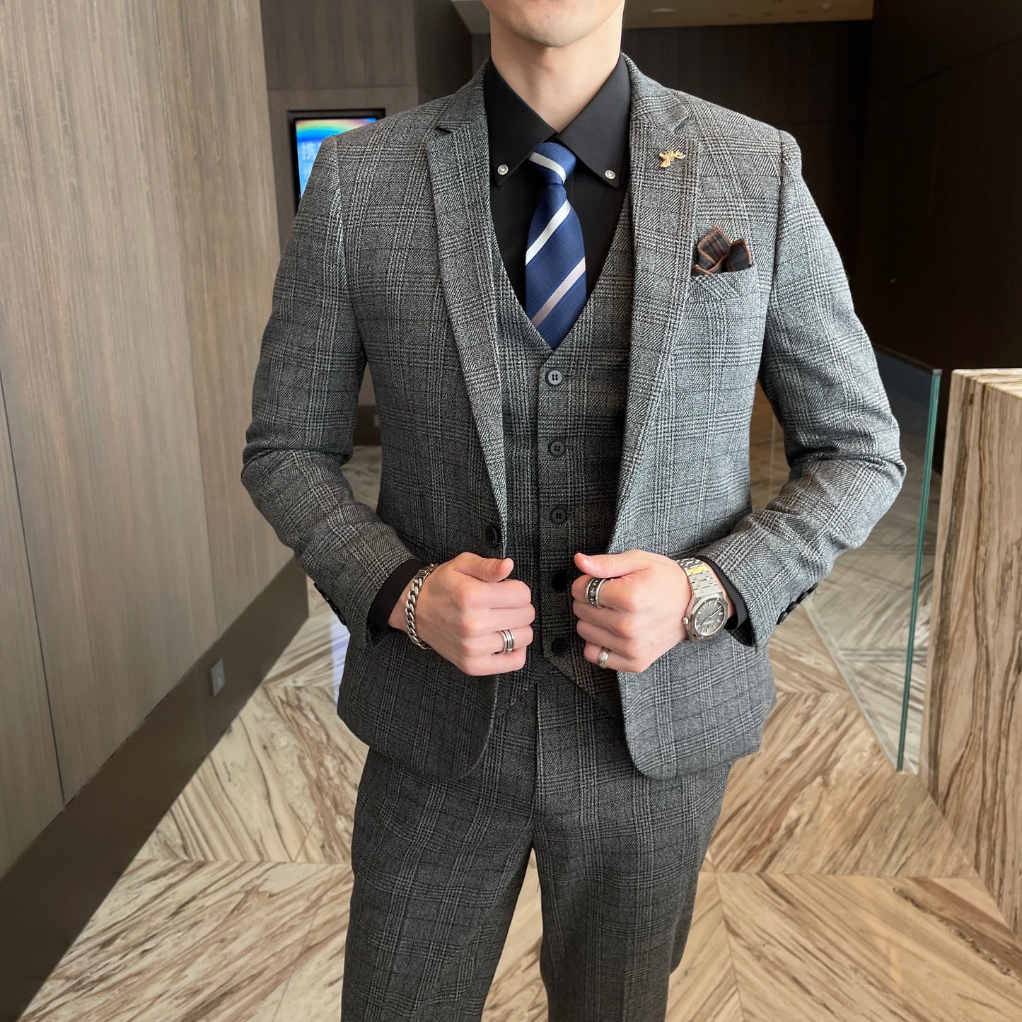 Conjunto elegante de terno/colete e calças