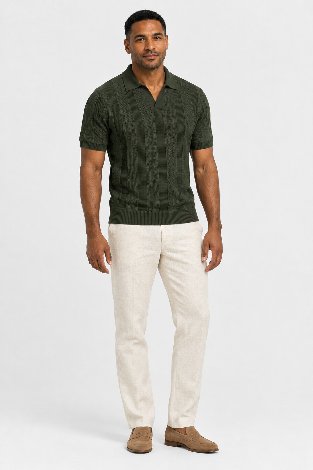 Polo Capri com o mesmo novo modelo, corpo inteiro