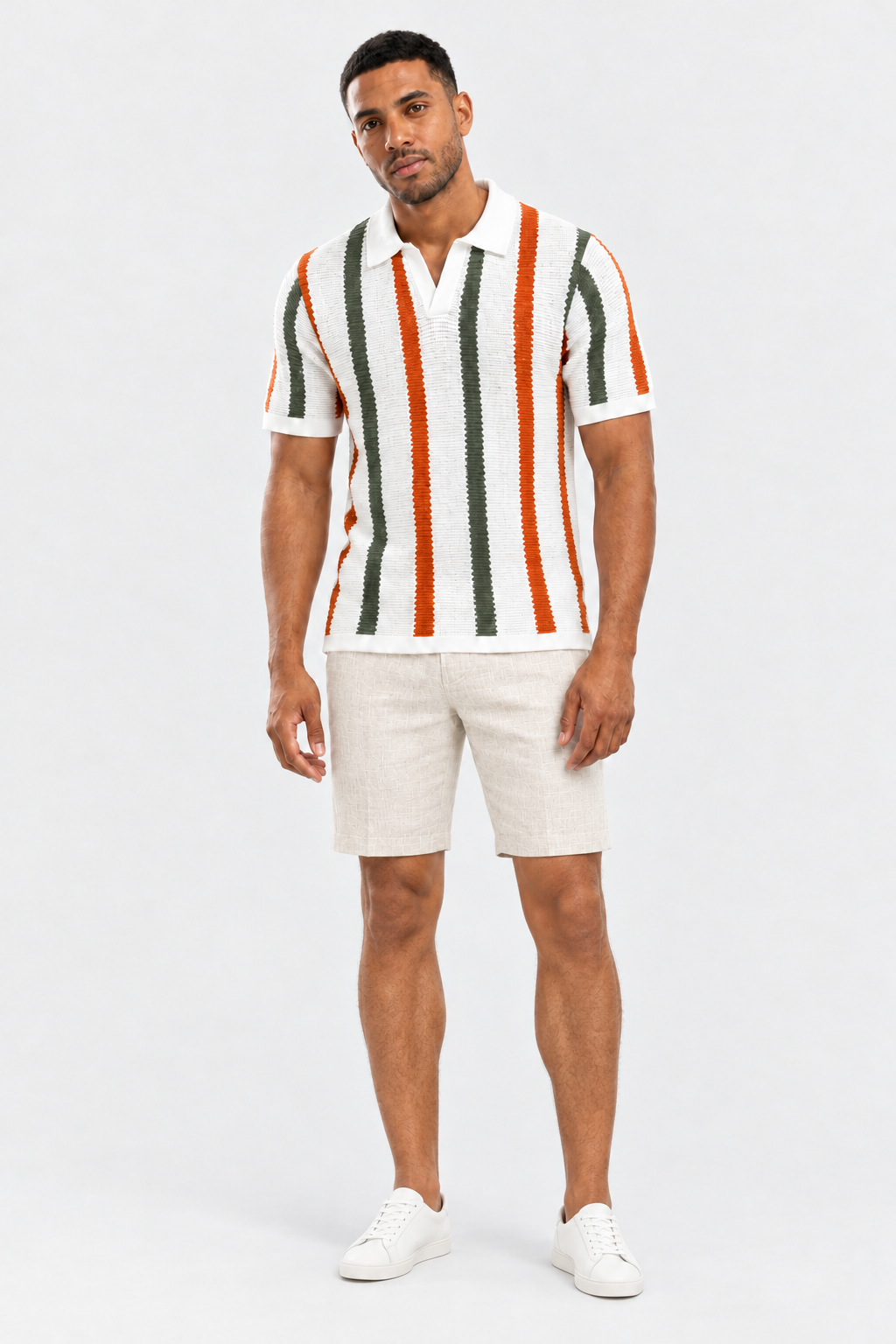 Polo Lugano com bermuda de linho e tênis branco